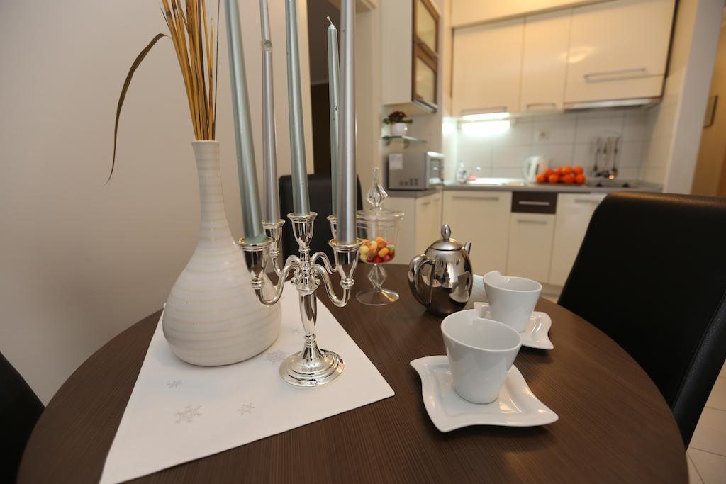 Apartments Lavica Beach Dumicic Podstrana Dış mekan fotoğraf